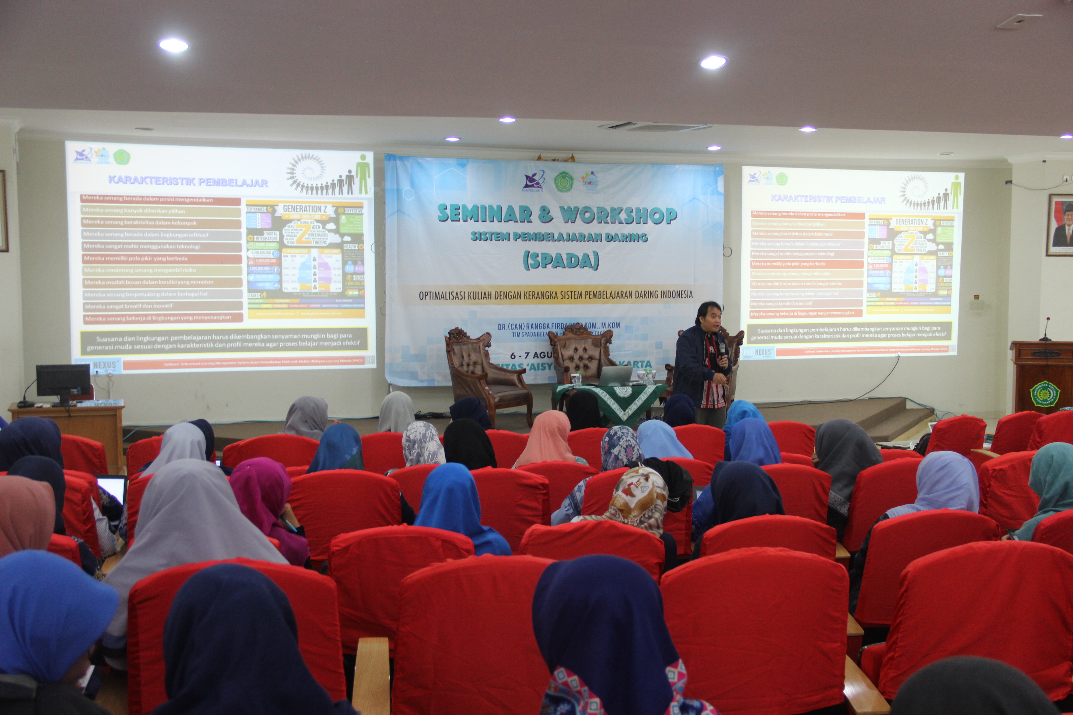 Seminar dan workshop di unisa