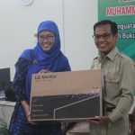 Pemberian hibah dalam pelatihan perpustakaan sekolah muhammadiyah se kabupaten sleman oleh perpustakaan unisa