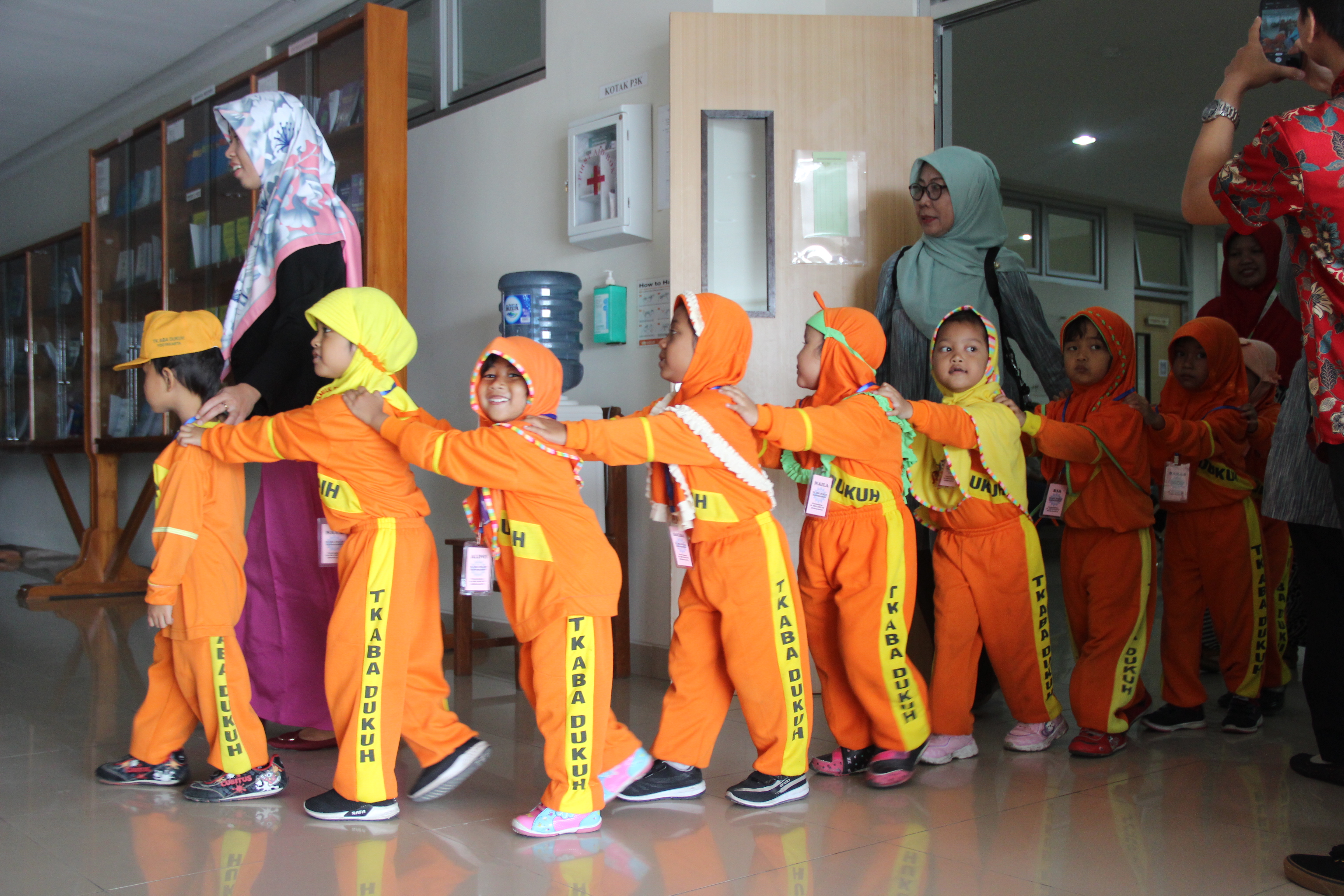 Unisa yogya mendapat kunjungan dari tk aba dukuh