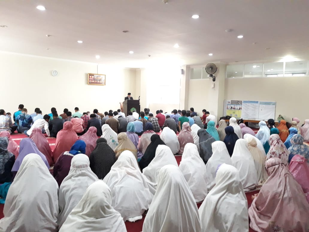 Unisa yogyakarta gelar sholat gerhana matahari