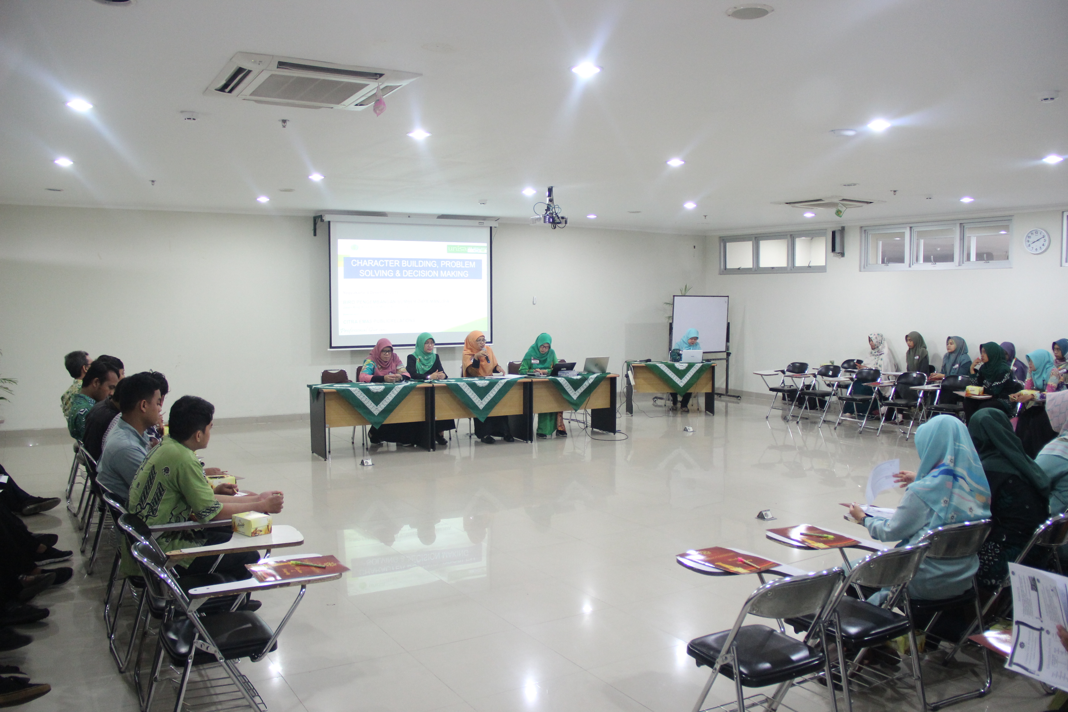 Unisa mengajak pegawainya membangun karakter lewat pelatihan