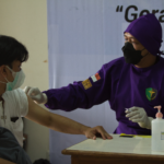 Universitas aisyiyah yogyakarta gelar vaksinasi untuk 6500 orang kerjasama dengan tni polri dan kemenkes ri