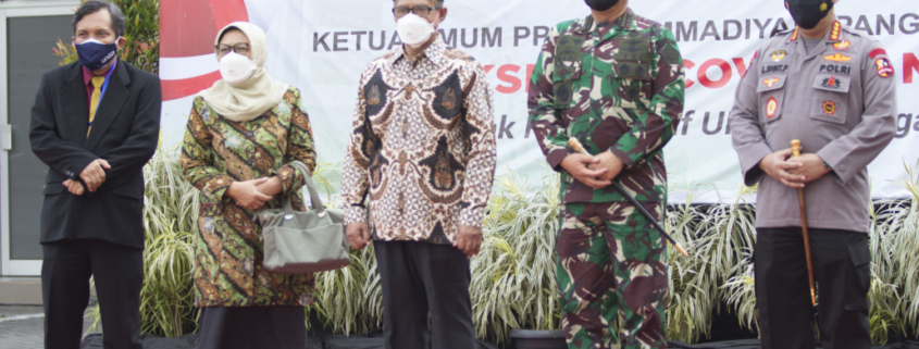 Universitas Aisyiyah Yogyakarta Gelar Vaksinasi Untuk 6500 Orang Kerjasama dengan TNI POLRI