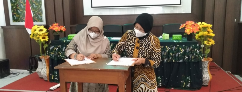 Penandatanganan kesepakatan kerjasama feishum unisa yogya dan dp3ap2kb kabupaten sleman