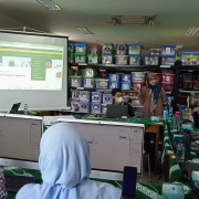 Gelar pelatihan, unisa meninkatkan skill admin dalam mengisi website laboratorium unisa yogyakarta