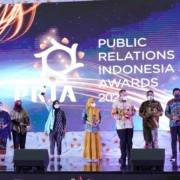 Unisa yogyakarta raih penghargaan pr indonesia awards 2022