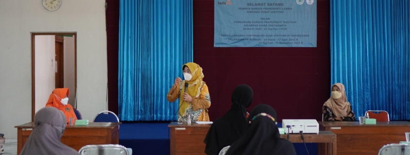 Pramurukti lansia : harapkan lulusan yang terampil dan islami