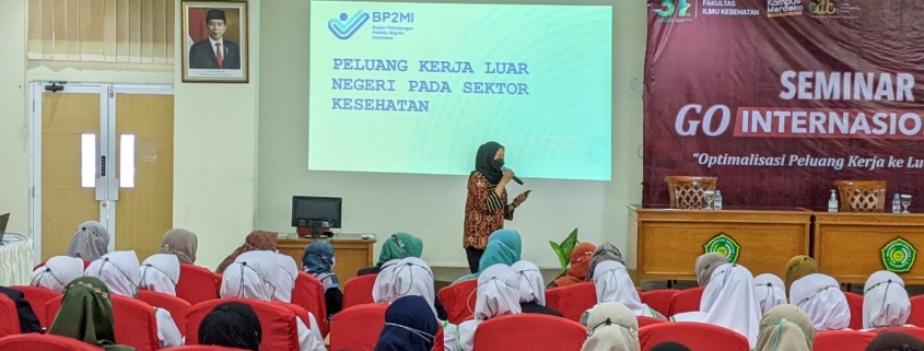 Ulfa mubaraki : unisa punya peluang besar bekerja di luar negri dalam sektor kesehatan