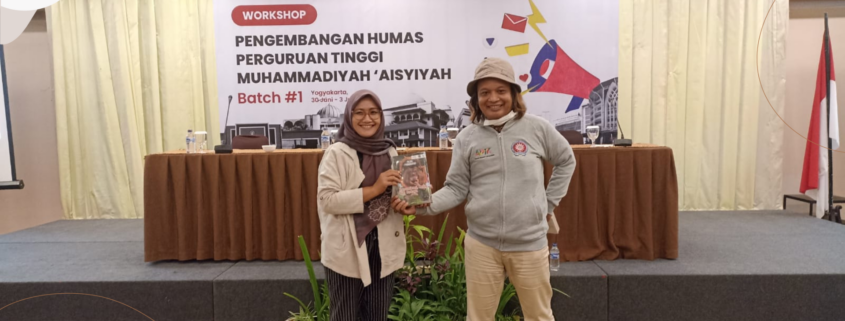 Tingkatkan reputasi, humas unisa yogyakarta ikuti pelatihan humas