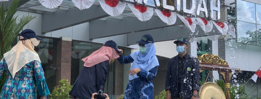 Rektor unisa yogya berharap mahasiswa tebar manfaat hadir lebih dekat pada masyarakat