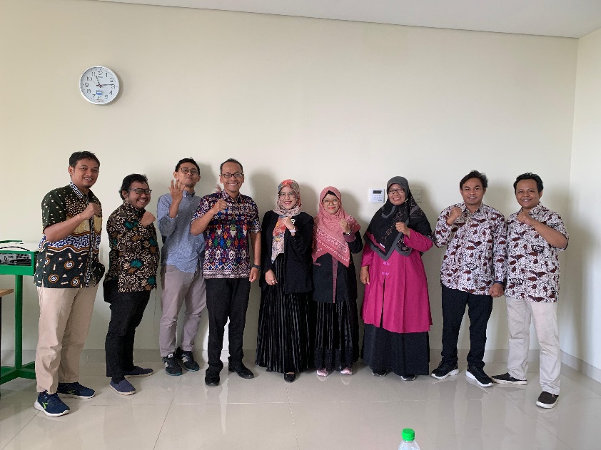 menanamkan soft skill 