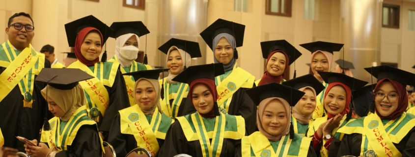 Wisudawan 1