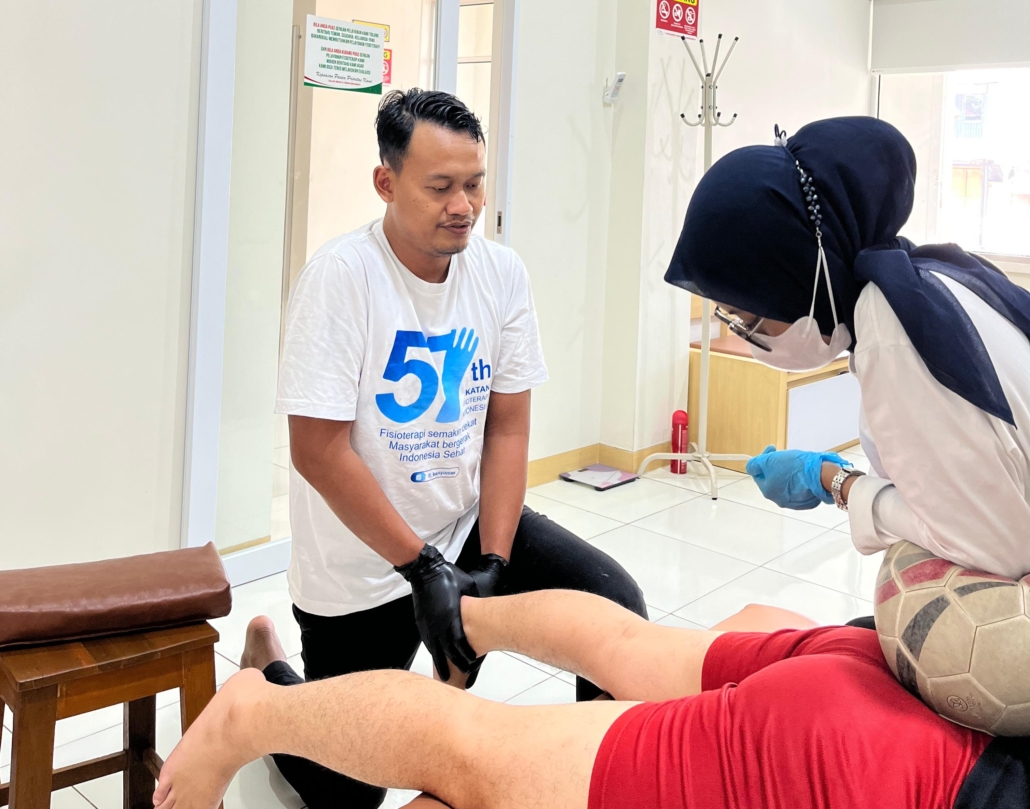 Klinik fisioterapi 1 1030x809 (1)
