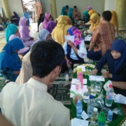 pengabdian masyarakat teknologi laboratorium medis