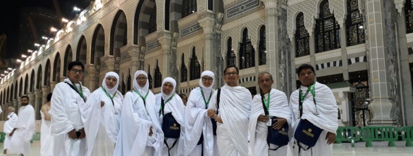 Empat Karyawan UNISA meraih Umroh