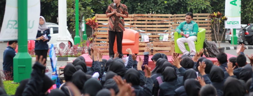 Soft opening perpustakaan mini unisa