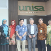 Kunjungan dua profesor jepang ke unisa yogya