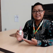 Inovasi bioteknologi unisa produksi hand sanitizer untuk cegah covid 19 dan dbd