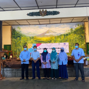 Tim pengabmas feishum unisa yogya buka sekolah umkm giri sembada