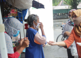 Dukung Sektor Pariwisata, UNISA Yogyakarta bagikan Hand Sanitizer