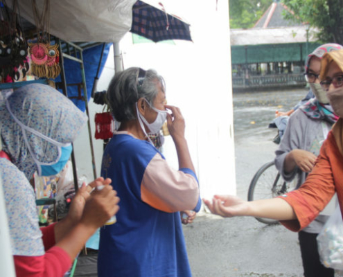 Dukung Sektor Pariwisata, UNISA Yogyakarta bagikan Hand Sanitizer
