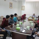 Pekepasan 12 mahasiswa unisa yogya ke palu