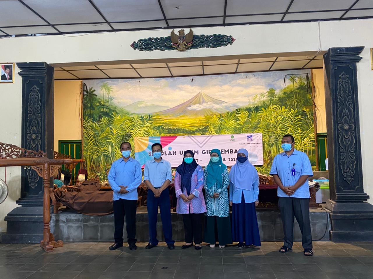 Tim pengabmas feishum unisa yogya buka sekolah umkm giri sembada