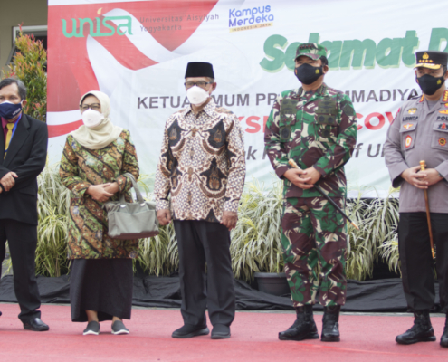 Universitas Aisyiyah Yogyakarta Gelar Vaksinasi Untuk 6500 Orang Kerjasama dengan TNI POLRI