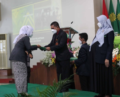 FIKes Unisa Yogyakarta Lantik dan Sumpah 243 Mahasiswa Profesi Ners dan Bidan