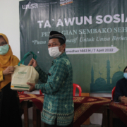 Unisa ta`awun bagikan seribu paket sembako sehat