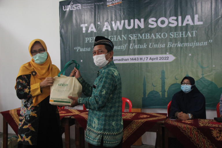 Unisa Ta`awun Bagikan Seribu Paket Sembako Sehat