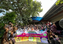 Pamitan dengan Dukuh Janten, Mahasiswa UNISA Yogya Gelar Vaksinasi Booster dan Cek Kesehatan