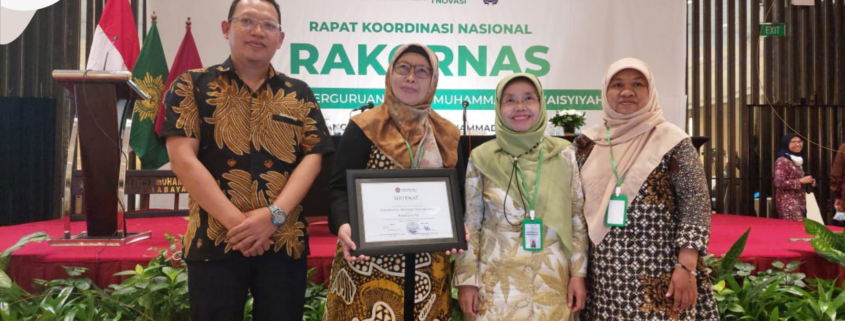 Rakornas aik, unisa yogyakarta raih penghargaan kampus islami