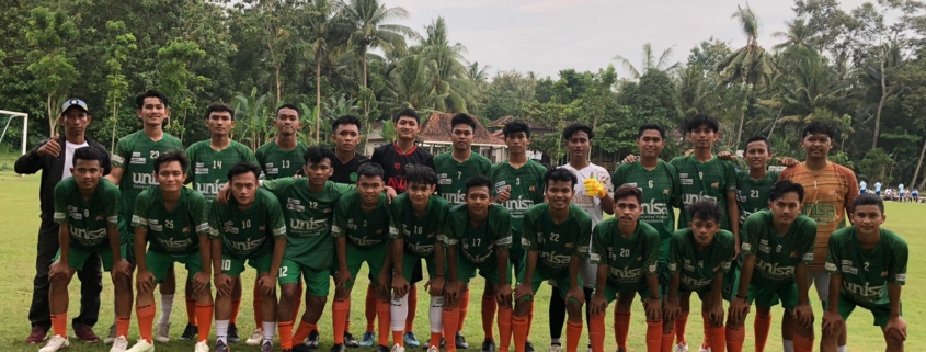 Coach topas akan membersamai ukm sepakbola unisa yogyakarta