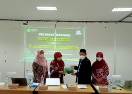 Direktur AKBID Wirabuana Senang Bisa Kunjungi Unisa Yogyakarta