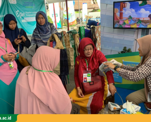 UNISA Yogyakarta Layani Pemeriksaan Kesehatan Gratis di Booth Expo Muktamar Aisyiyah