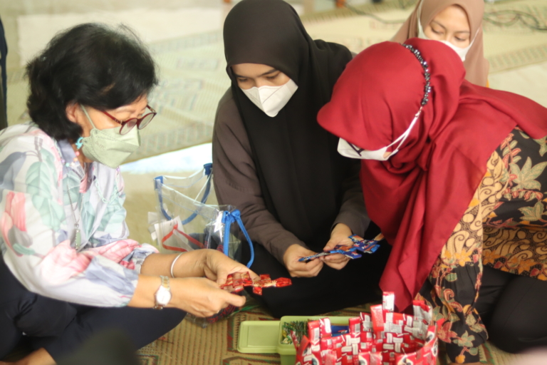 Tim Pengabmas UNISA Yogyakarta Mengembangkan Kelompok Bank Sampah Bhumi Nyawiji