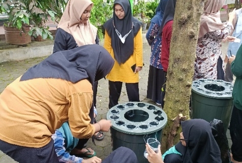 Dosen unisa pkm 2