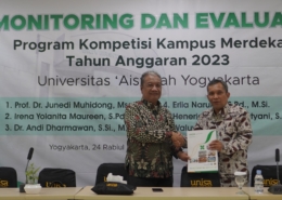 Menerima kunjungan monev