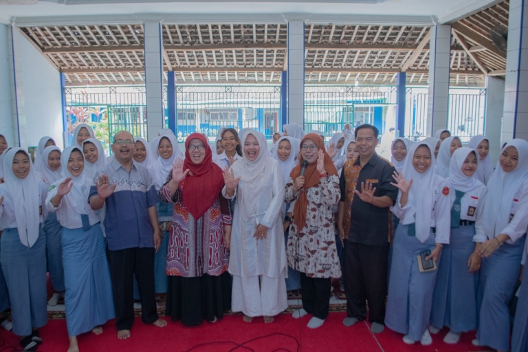 Pengabdian Masyarakat UNISA Yogyakarta: Pencegahan Depresi Pada Remaja