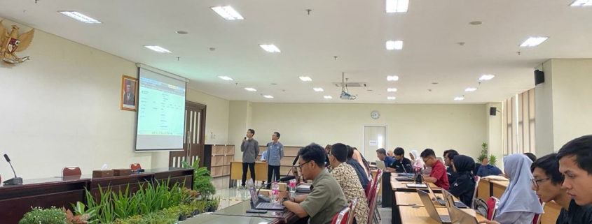 Pameran sistem informasi 3