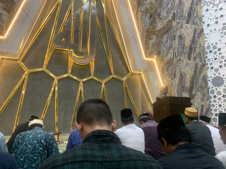 Kajian Ramadhan di Masjid Walidah Dahlan UNISA: Dr. Warsiti Mengulas Keutamaan Ibadah Puasa