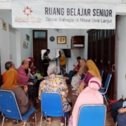 Sosialisasi stroke pada lansia 2