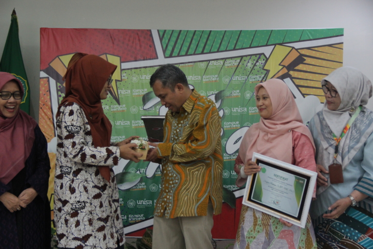 Jajaran Pimpinan UNISA Yogyakarta Gelar Seremonial Perpisahan