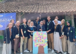 Unisa mengajar
