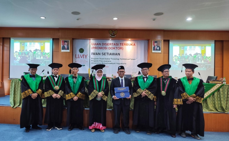 Lulus Program Doktor Psikologi Pendidikan Islam dengan Meneliti Mahasiswa Non Muslim di Kampus Islam