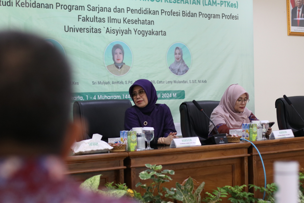 akreditasi unggul kebidanan 