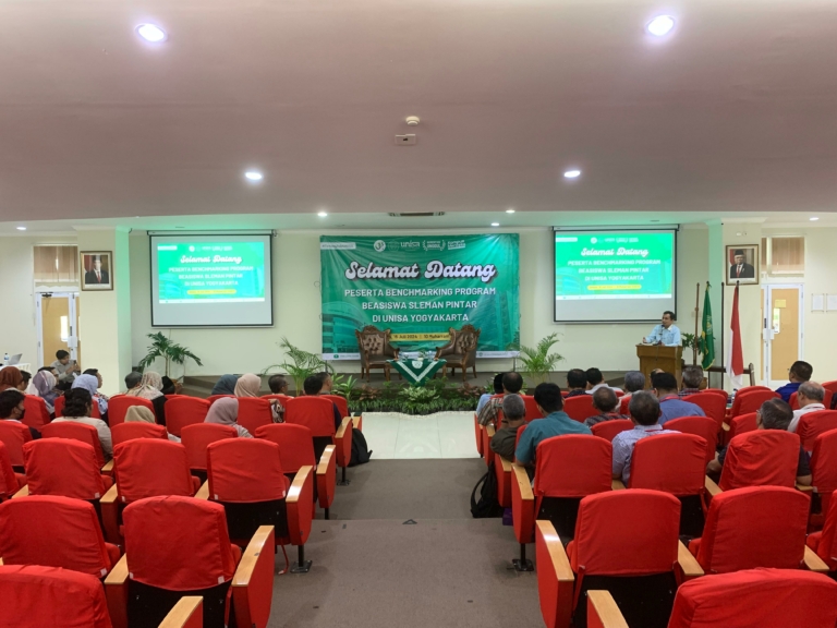 UNISA Yogyakarta dan Pemda Sleman Perkuat SDM Melalui Beasiswa Sleman Pintar