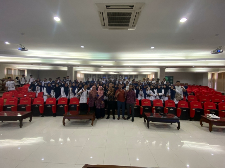 Prodi Fisioterapi UNISA Yogyakarta Hadirkan Fisioterapis Persib Bandung