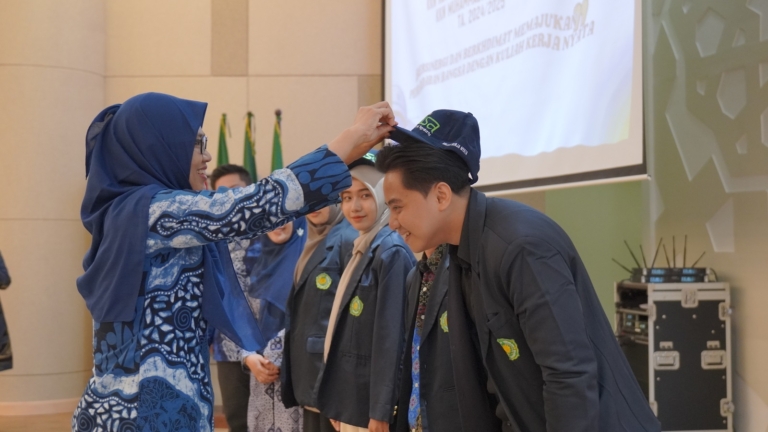819 Mahasiswa Unisa Yogyakarta Siap Abdikan Diri ke Masyarakat